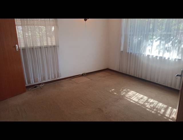 3 BEDROOM HOUSE FOR SALE IN KENSINGTON B